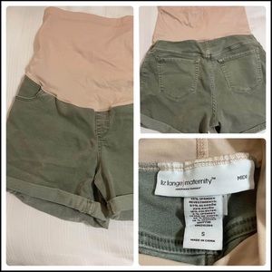 Maternity shorts